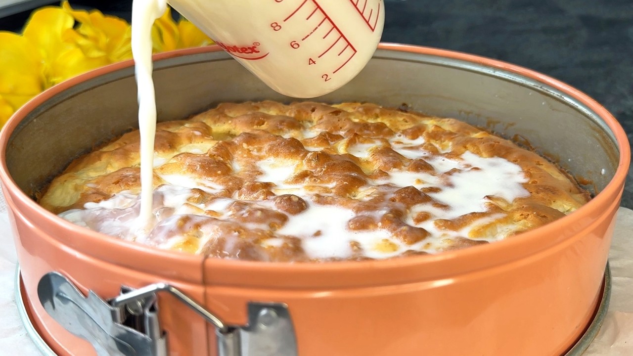 Der ber&uuml;hmte Milchapfelkuchen 🍎🍏 der die ganze Welt verr&uuml;ckt macht! Einfach und lecker | Apfelkuchen