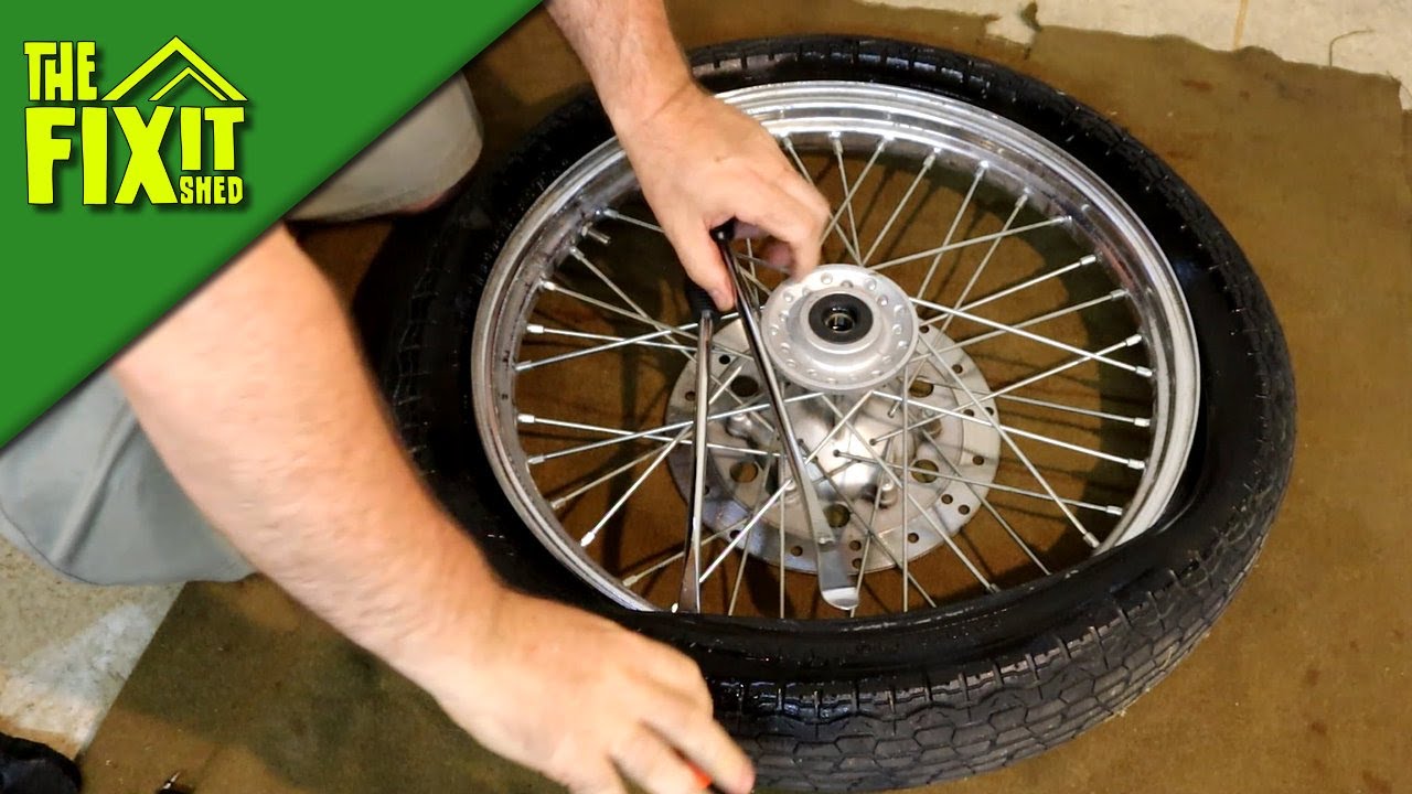 Замена передней шины на Honda Rebel 250 (CMX250C) 2002 года | The Fixit shed