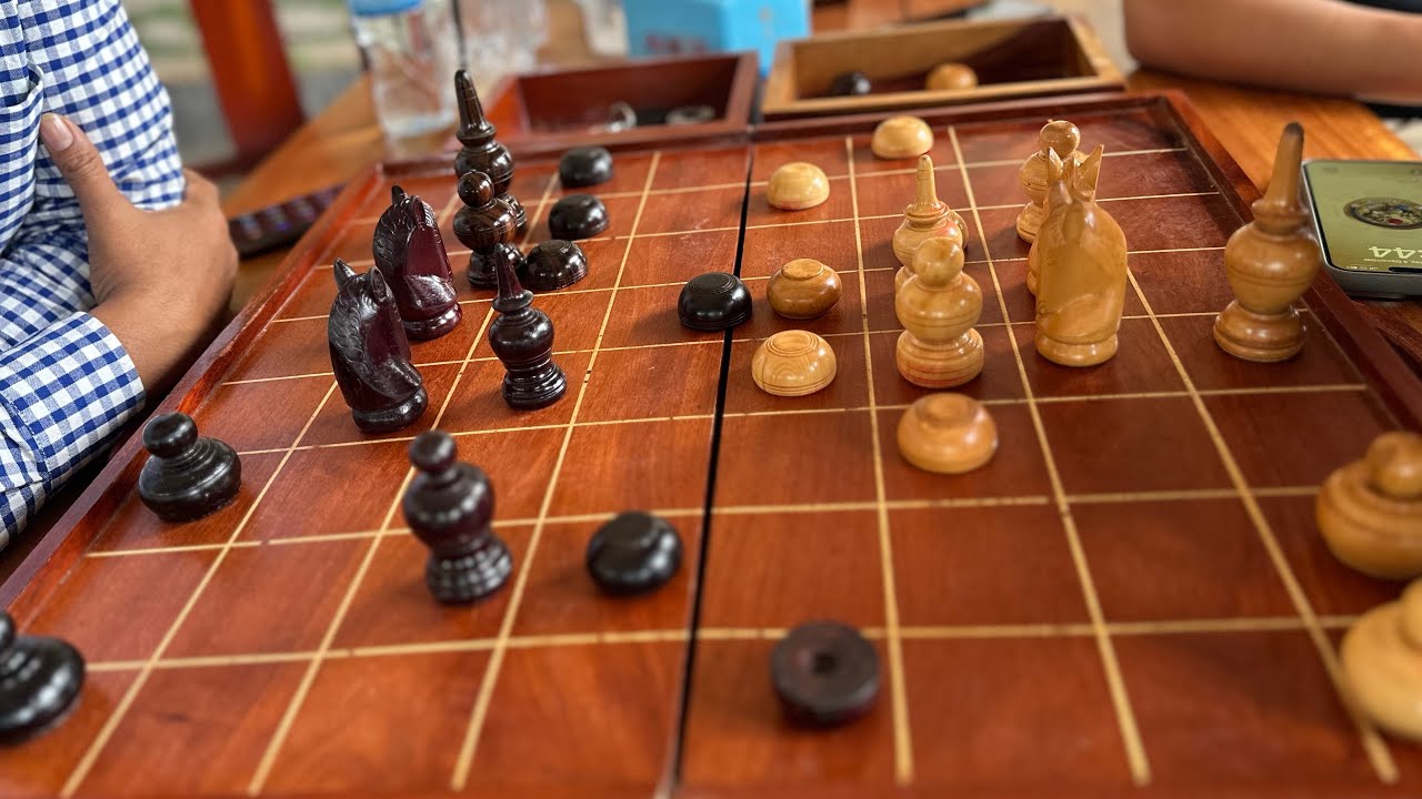 ច្បាស់ការហើយបងប្អូន រវាង ខ្លាកំណាច់ បងបូឡៃខ្មៅ ប៉ះជាមួយ បងសុខជា ក្បាល់បឹងសេះ ស គូ ដាក់កាហ្វេ  😂