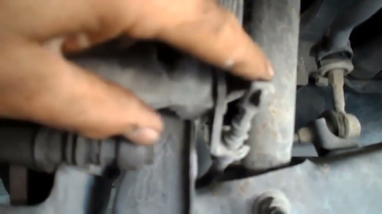 How does the handbrake work  - شرح عن نظام عمل فرامل يد في السيارة - étrier de frein sur une voiture