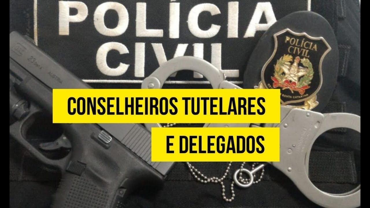 O Conselheiro Tutelar e o delegado.