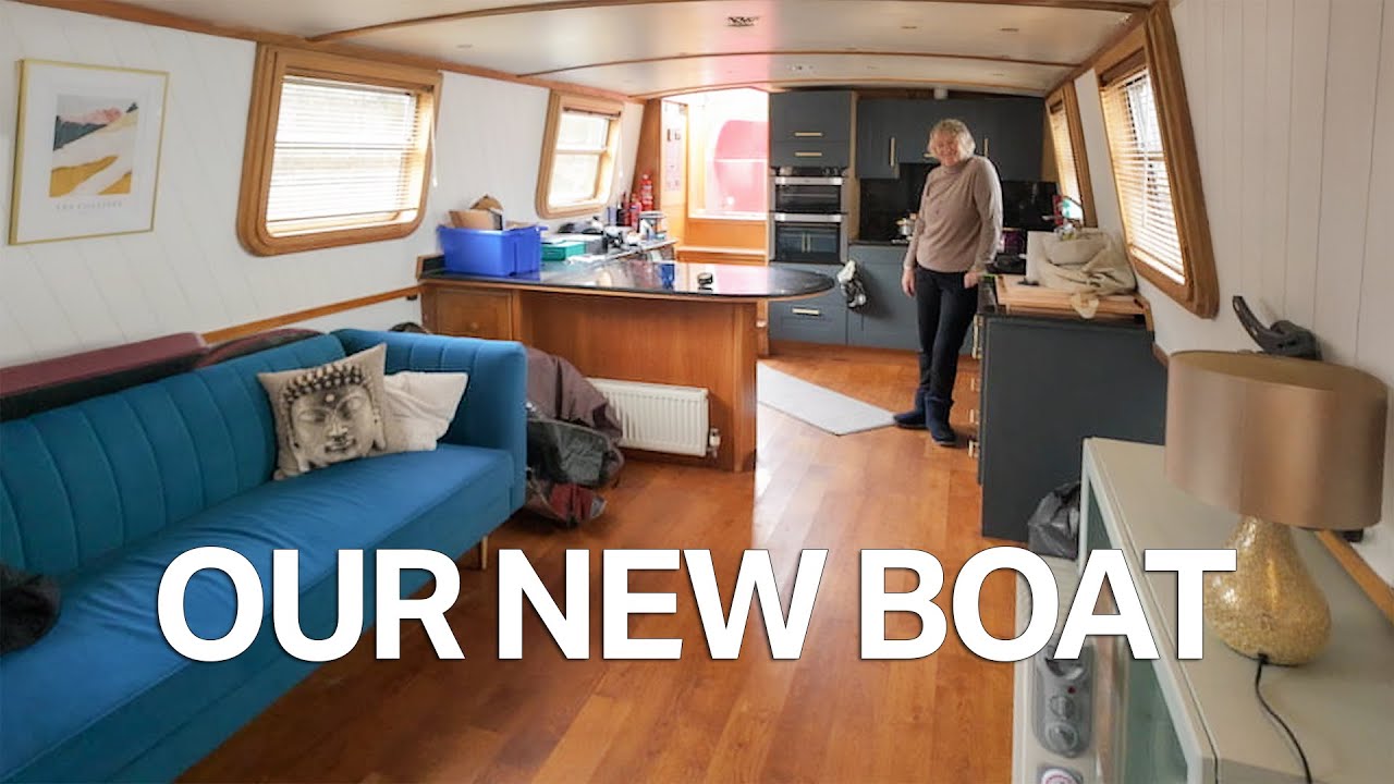 Inside Our Wide Beam Narrowboat (Canal Boat Tour) | Ep 389