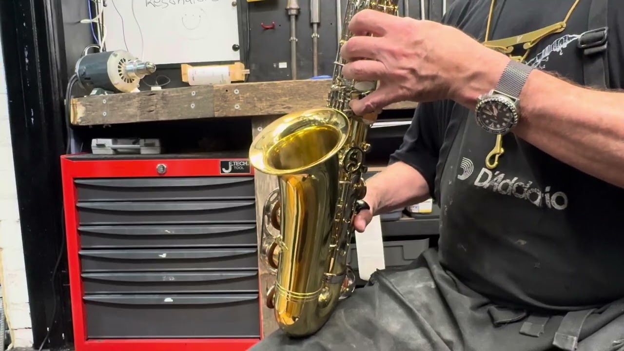 SELMER ARISTOCRAT AS600 play test 03