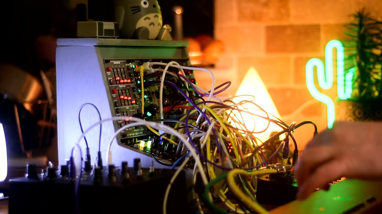 Playing Music with Magnets Soma Flux + WOAS Live Synth Jam