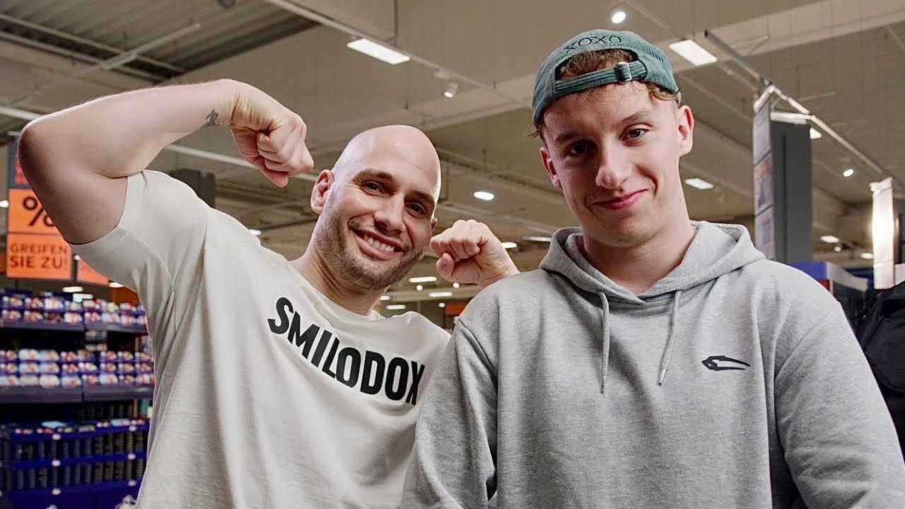Vater und Sohn Nachts im Kaufland - LetsHugo & Flying Uwe