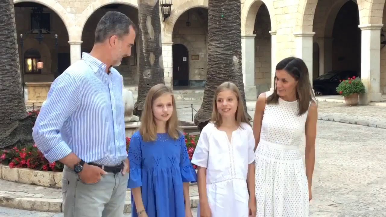 Los Reyes y sus hijas en Mallorca