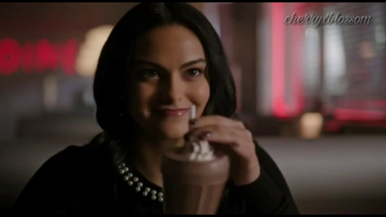 Veronica Lodge || Hey Mama