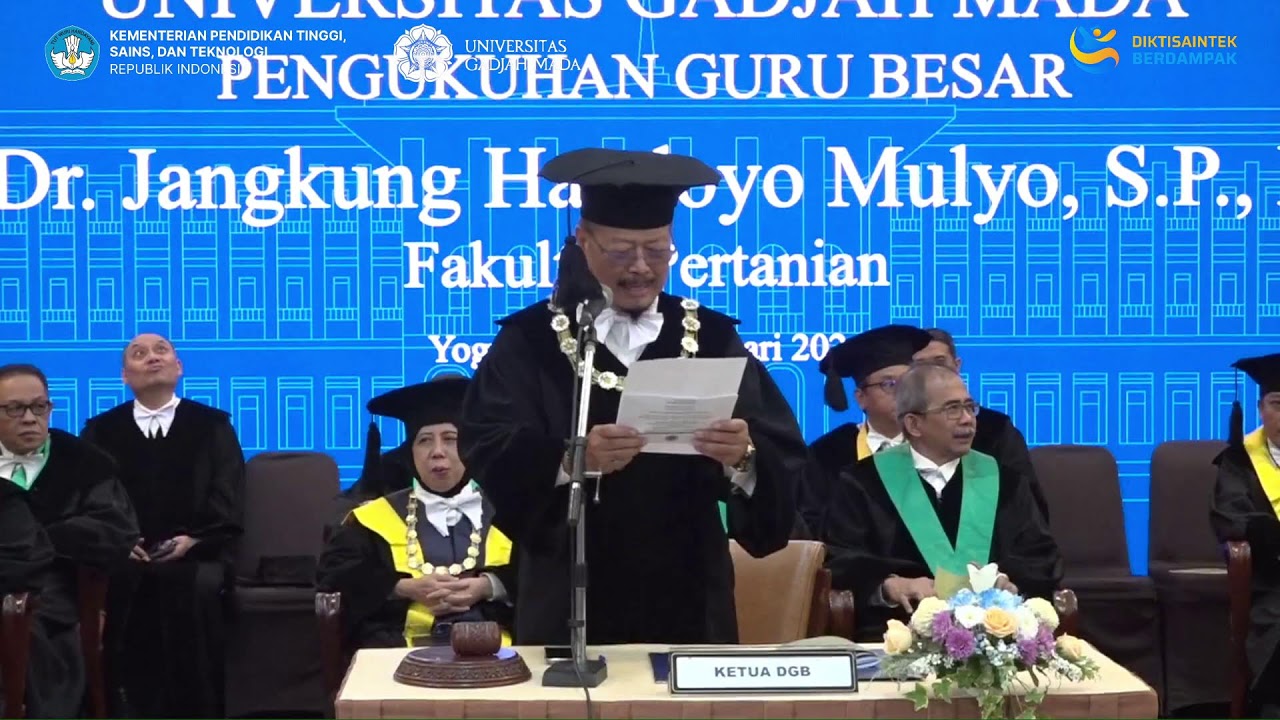 Pengukuhan Prof. Dr. Jangkung Handoyo Mulyo, S.P., M.Ec., Guru Besar Fakultas Pertanian  UGM