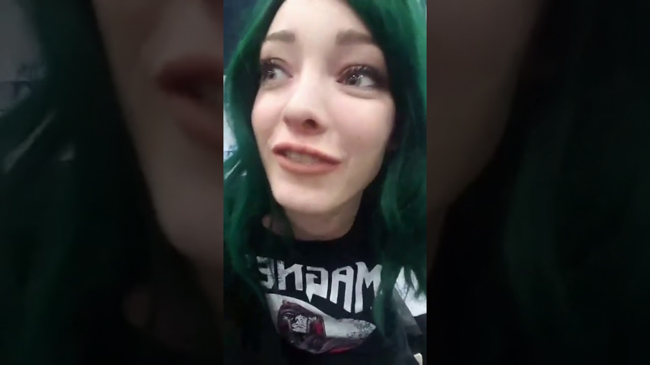 Emma Dumont live Instagram stream January 14 2018