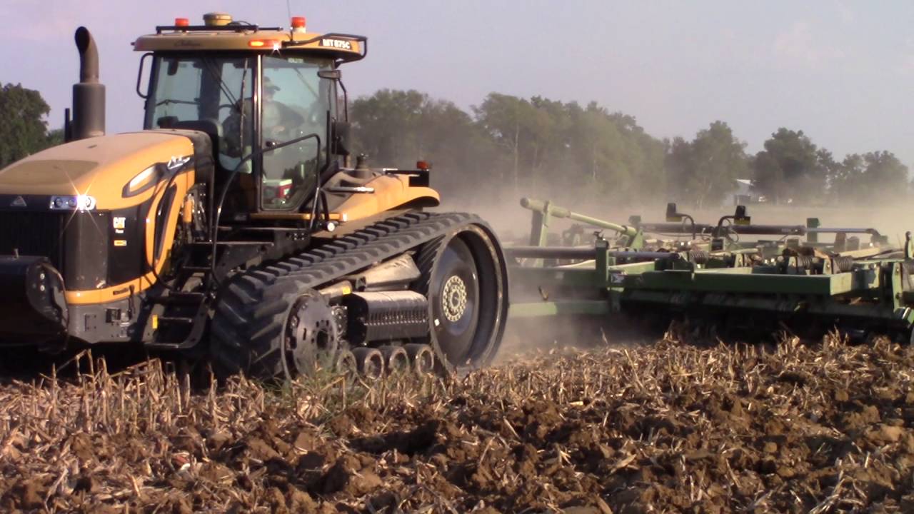 585 hp Challenger MT875C Tractor with a Big Wishek Disk