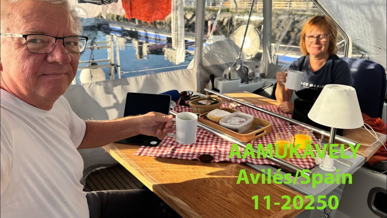 Aamukävely Aviles marine.