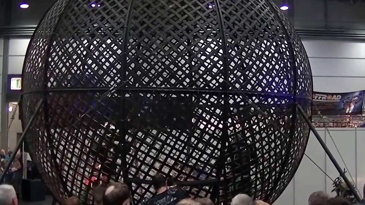 Motorrad Messe Leipzig 2014 - Globe of Speed Motorrad Stunt Show