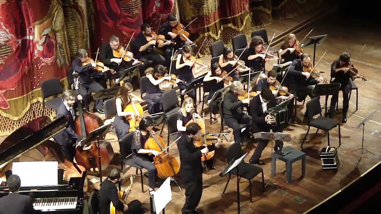 Viceversa y las cuerdas Vardaro en el Teatro Colon 