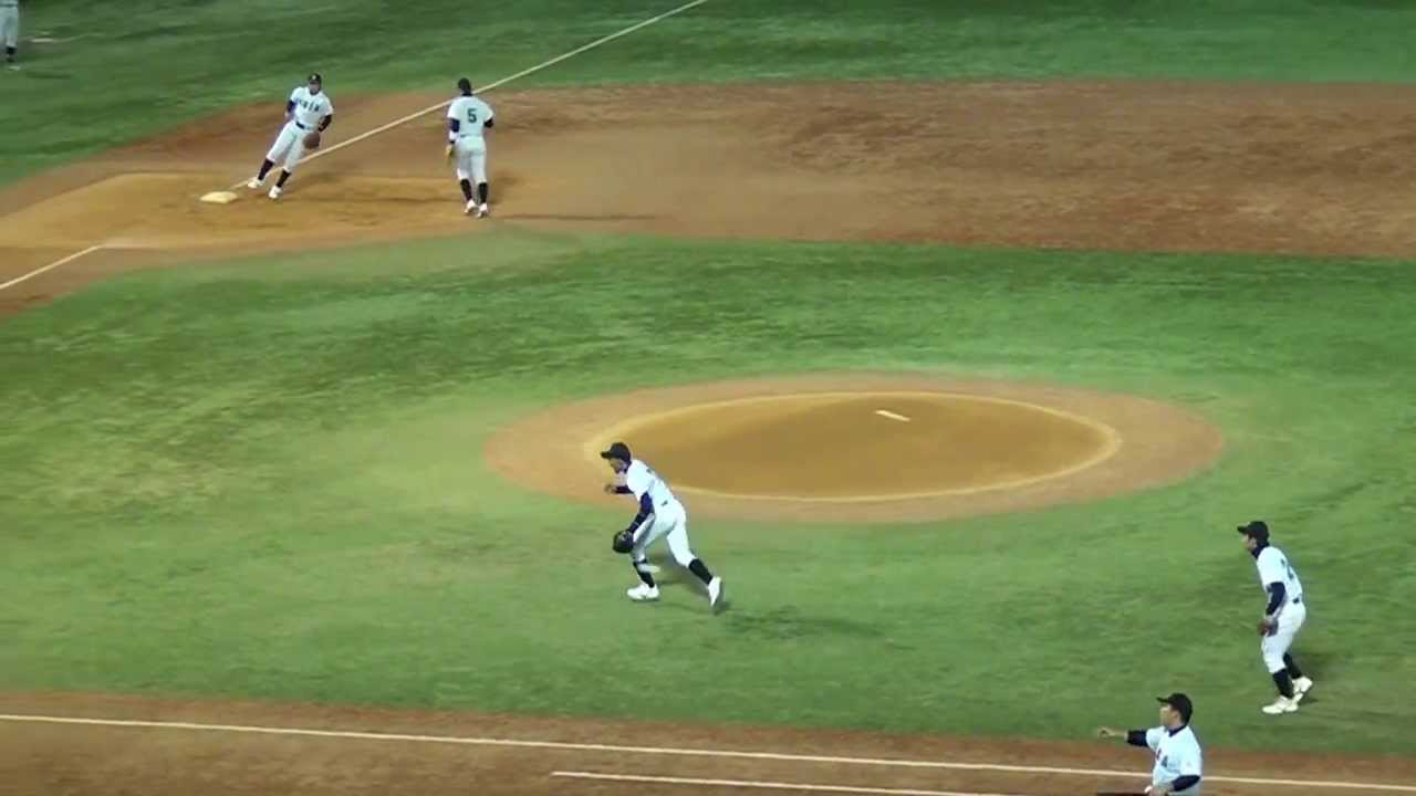 亜細亜大学シートノック（2013年明治神宮野球大会）