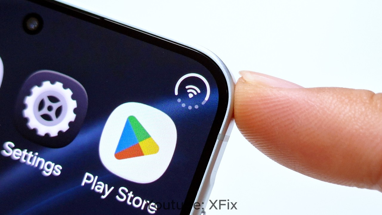Why Does My Samsung Have iPhone Duo Features ?