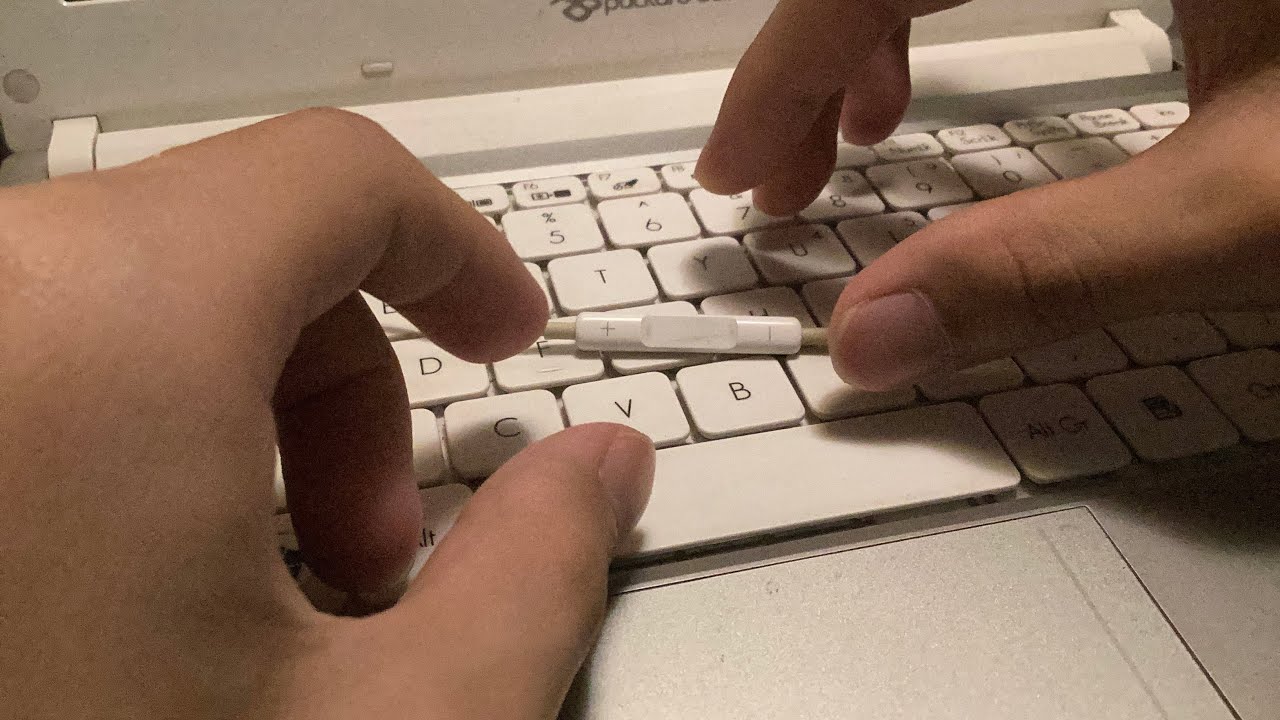 EarPhone Mic ASMR Typing Sounds w/ Laptop Keyboard - Can't Stop Playing!