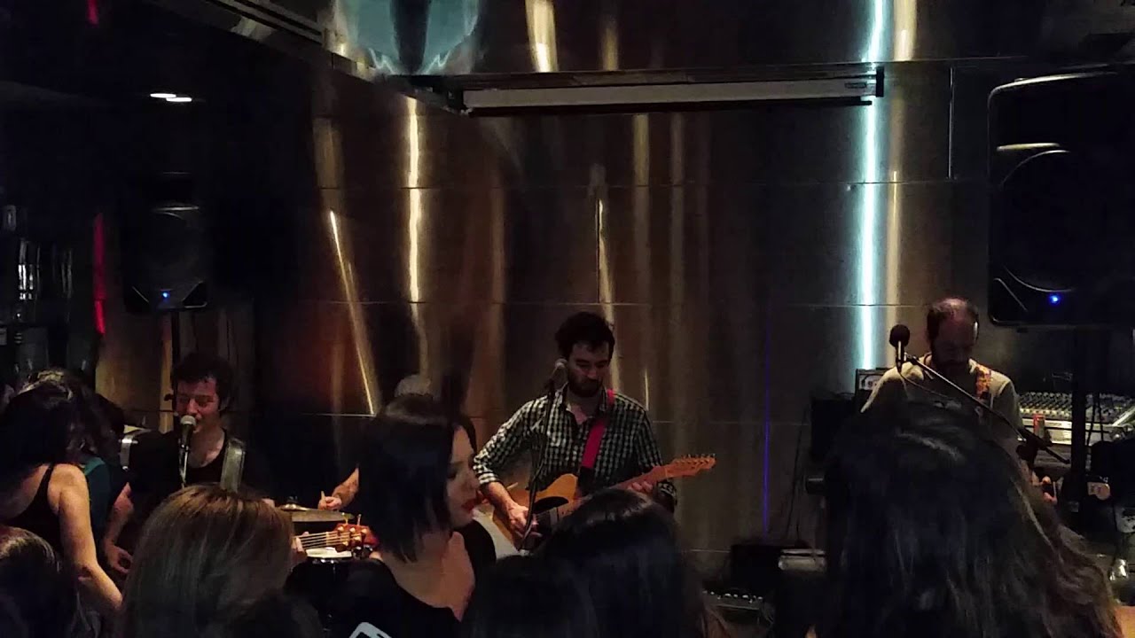 Los Bingueros Pop - Insurrección
