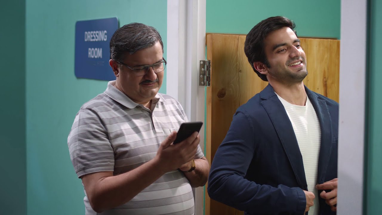 Stay Updated on Your Claim Status, Always - Reliance Selfi App #InsuranceKaNayaAPProach