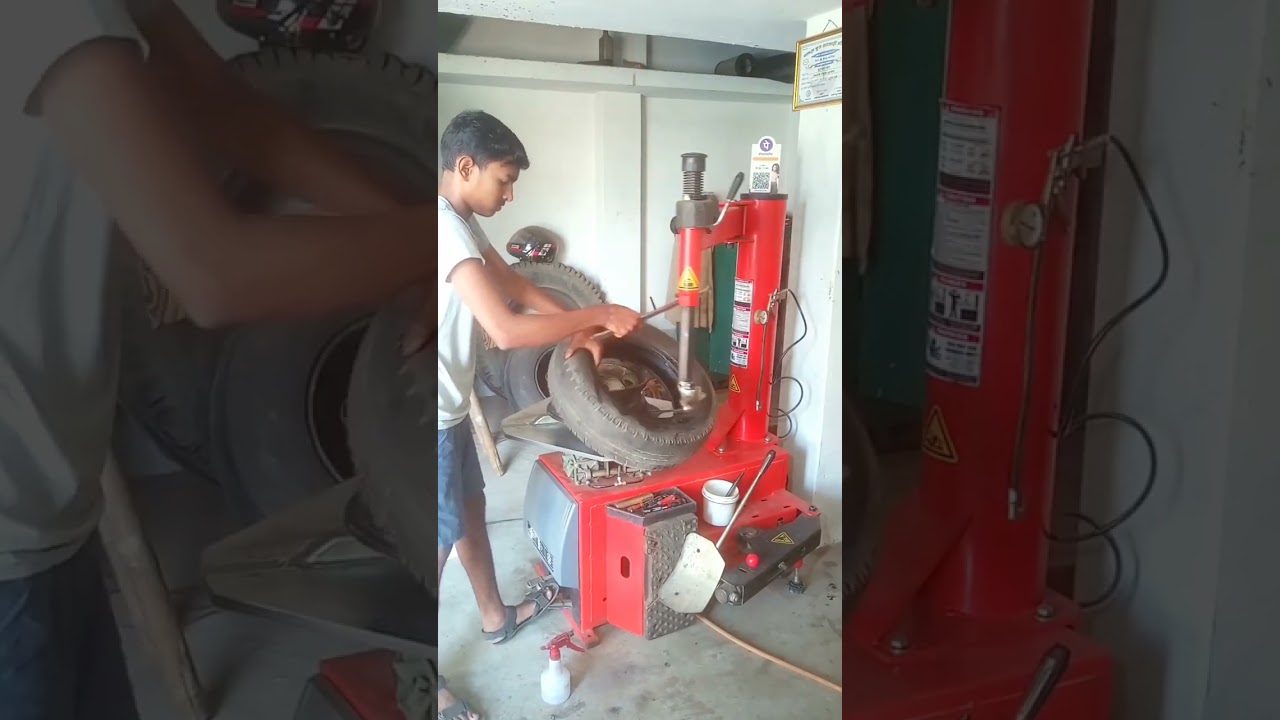 Tyre Change Machine