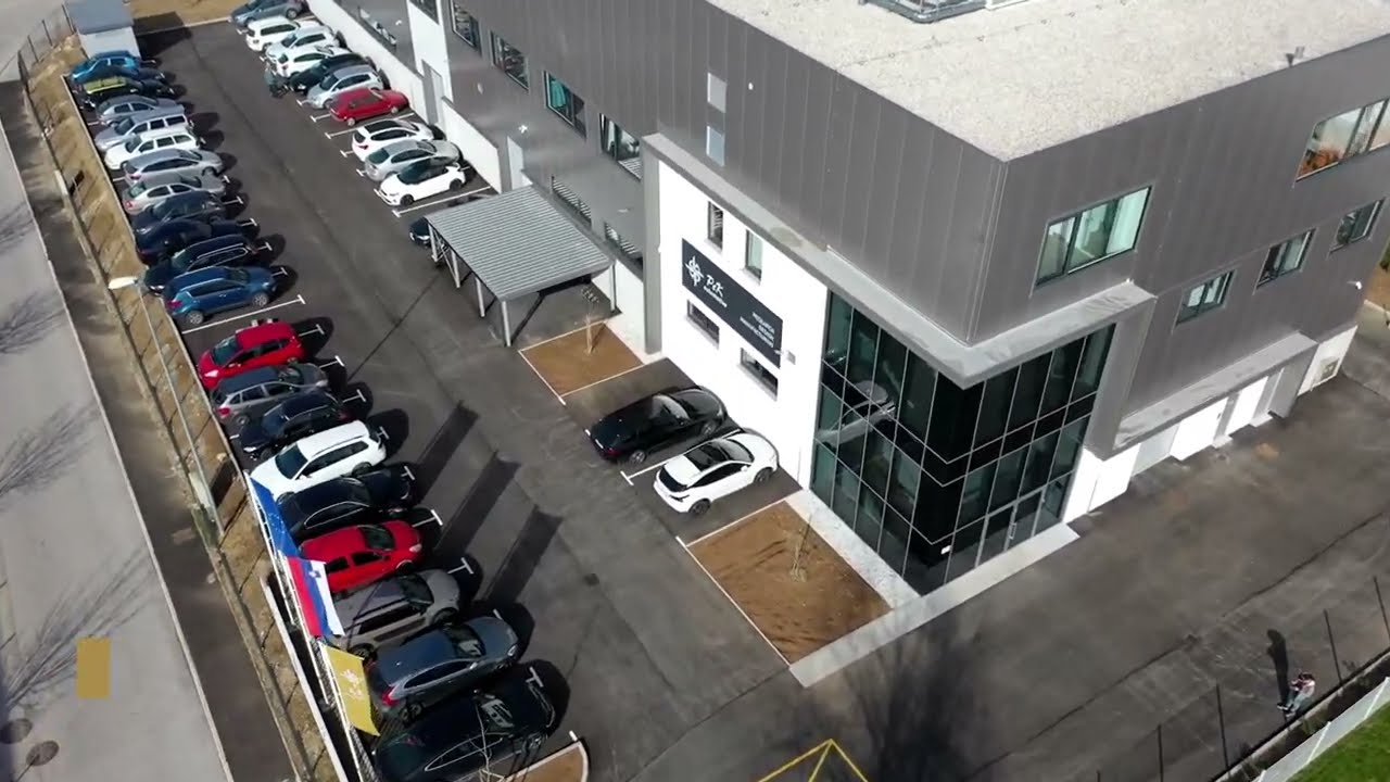 Brand new building in Logatec
