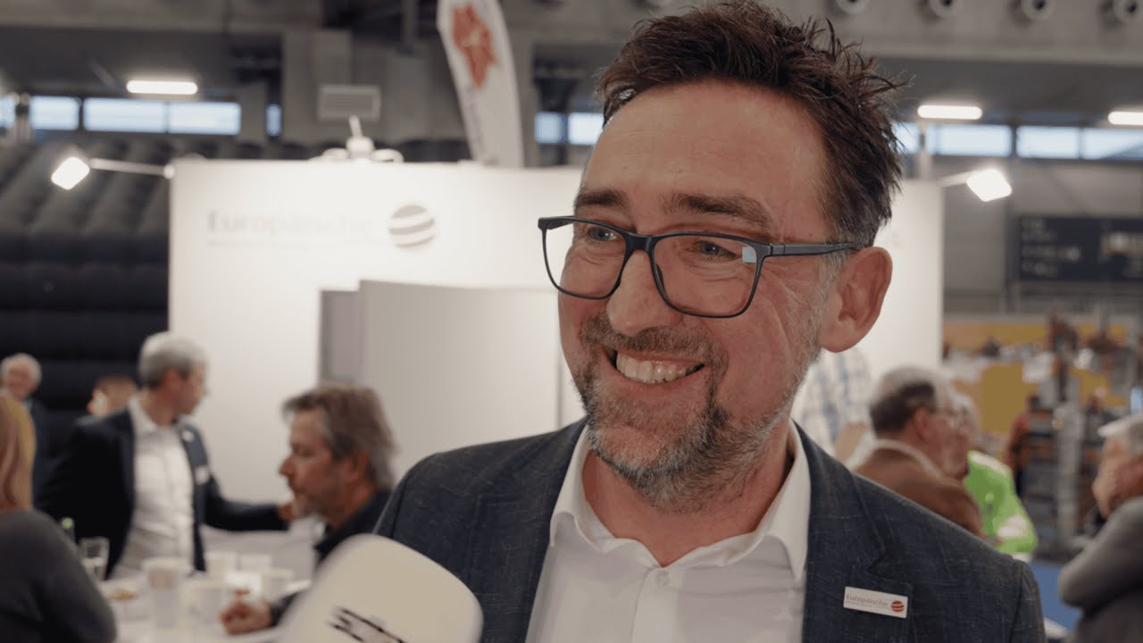 Ferien-Messe 2026: schauvorbei im Gespr&auml;ch mit Jochen Z&ouml;schg | Europ&auml;ische Reiseversicherung