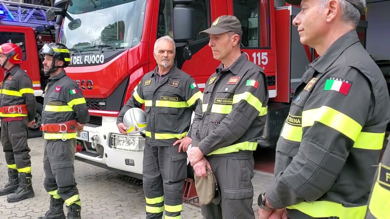 La commozione del vigile del Fuoco in pensione