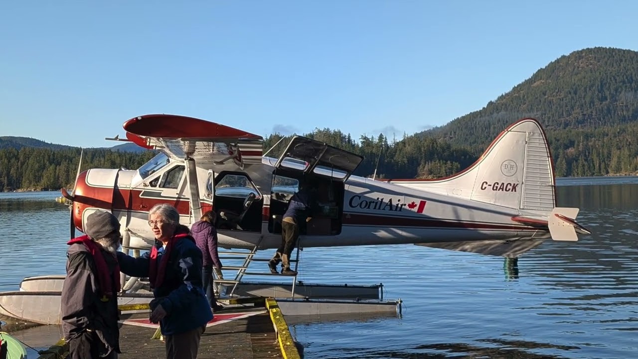 Historic Mail flight with Coril Air