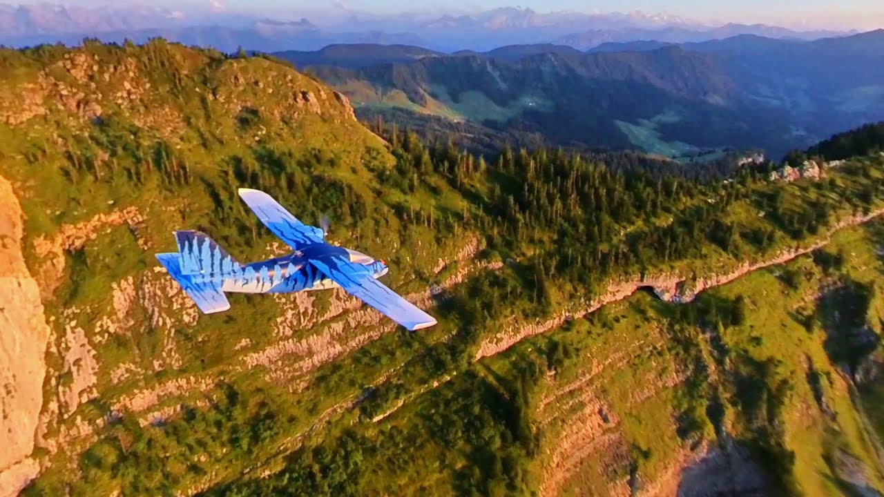 Swiss FPV Mountain Formation Flying - Binary