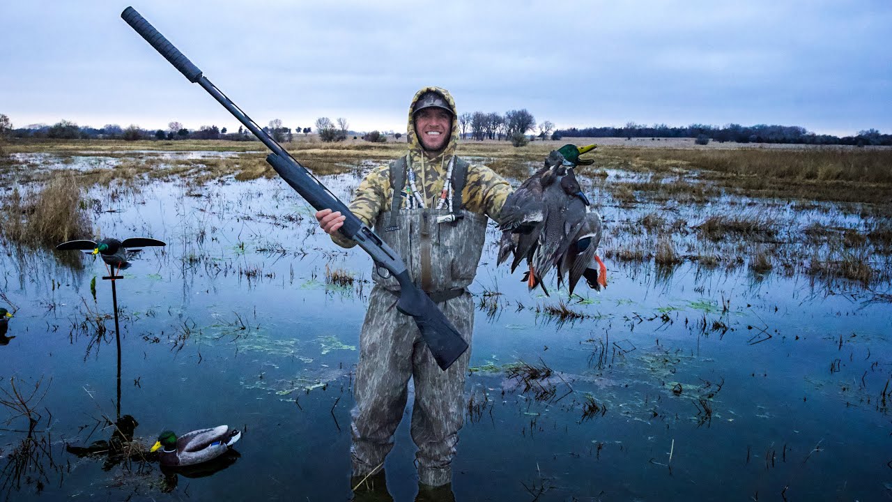 KANSAS DUCK HUNT WITH SUPPRESSOR! (Mixed Bag)