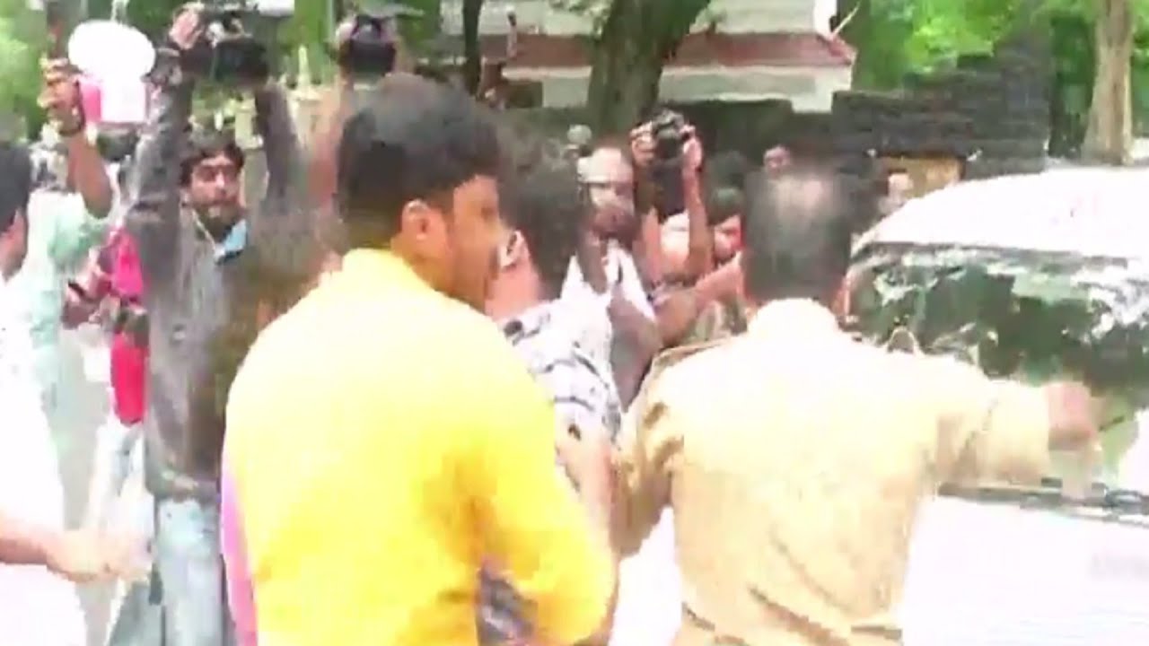 സുരക്ഷ മേഖലയിൽ വി.സിയെ തടഞ്ഞു; സമരം ശക്തമാക്കി കെ.എസ്.യു  | KSU protest