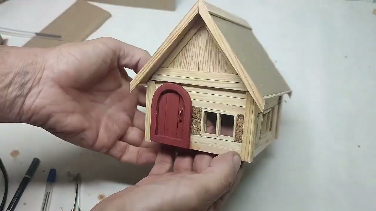 Домик с фонтаном своими руками.DIY. Поделки из доступных природных материалов.