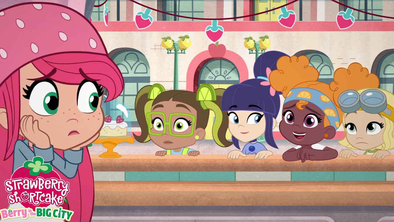Berry in the Big City  🍓 The Special Palm Reading! 🍓 Strawberry Shortcake 🍓 Cartoons for Kids