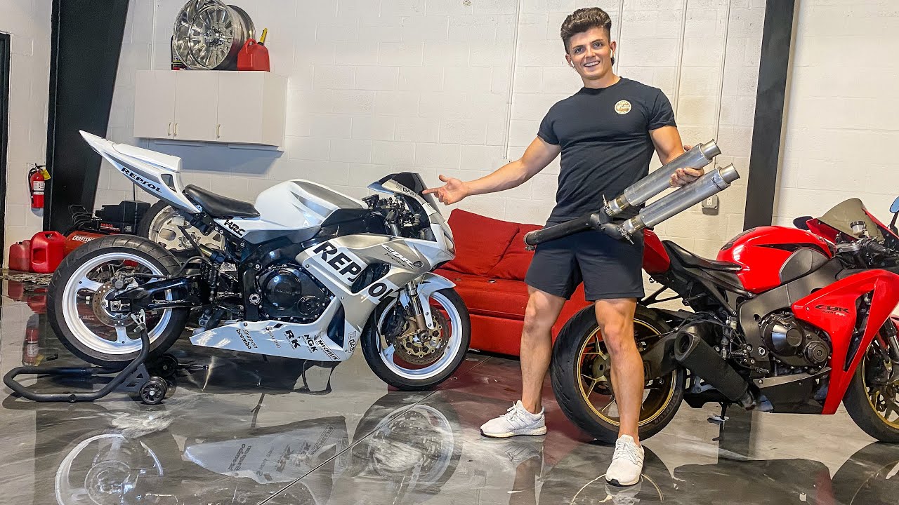 2005 CBR1000RR WRECKED Bike Rebuild (Part 4)