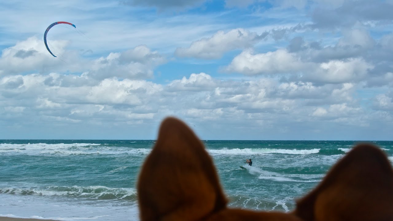 KITEBOARDING HUTCHINSON ISLAND