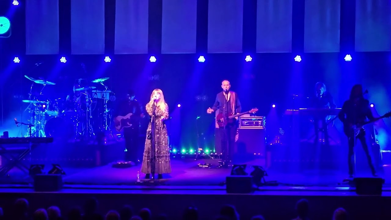 Tango In The Night - performed by Rumours Of Fleetwood Mac, Live @Guildford