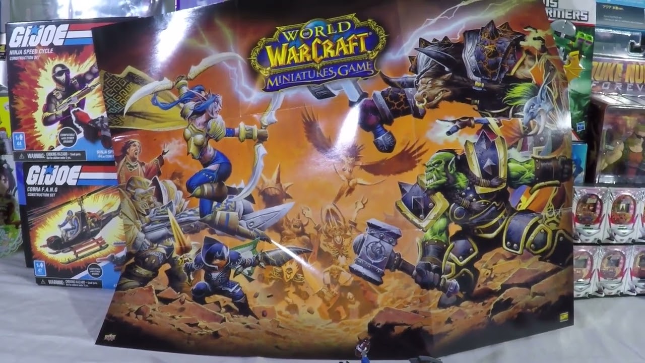 Upper Deck World of Warcraft Miniatures game starter set unboxing