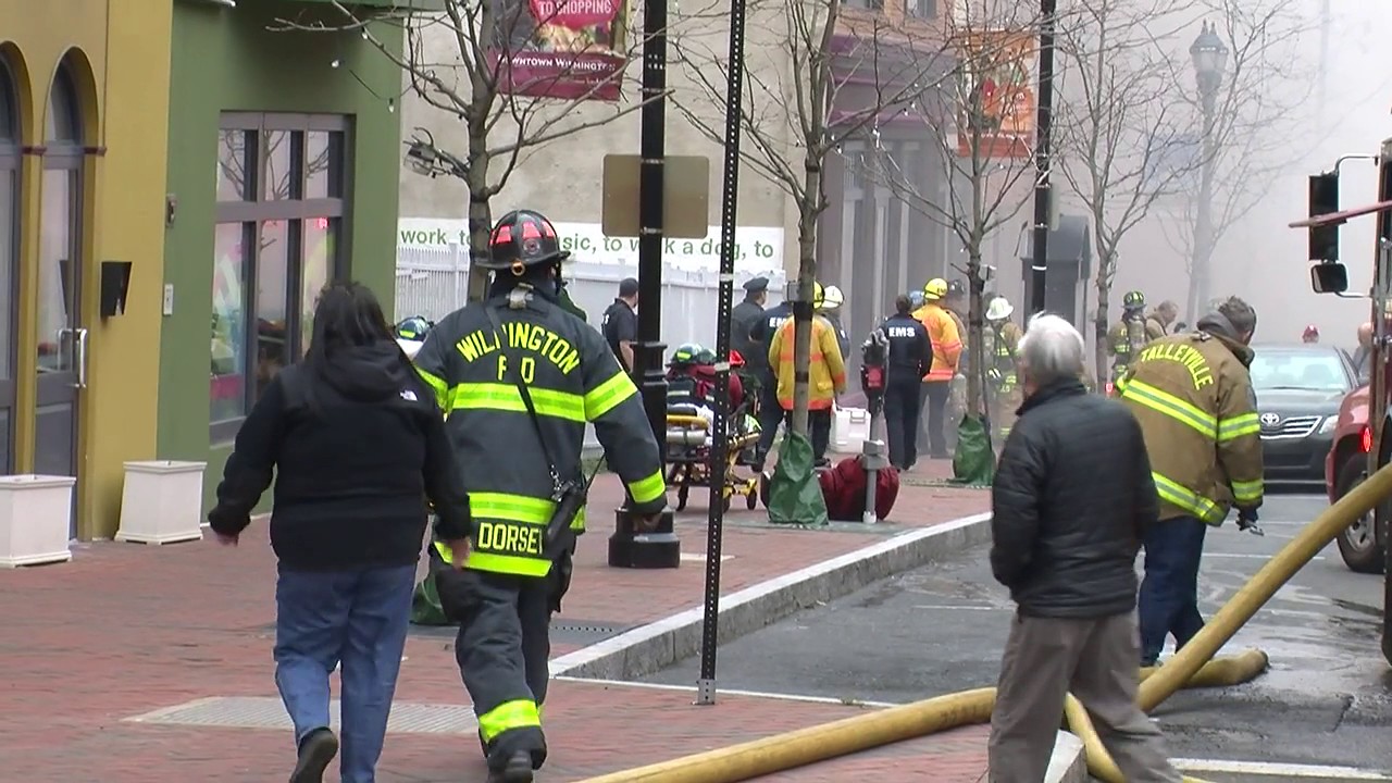 Working Commercial/Residential Building Fire - Wilmington, DE - March 26, 2017