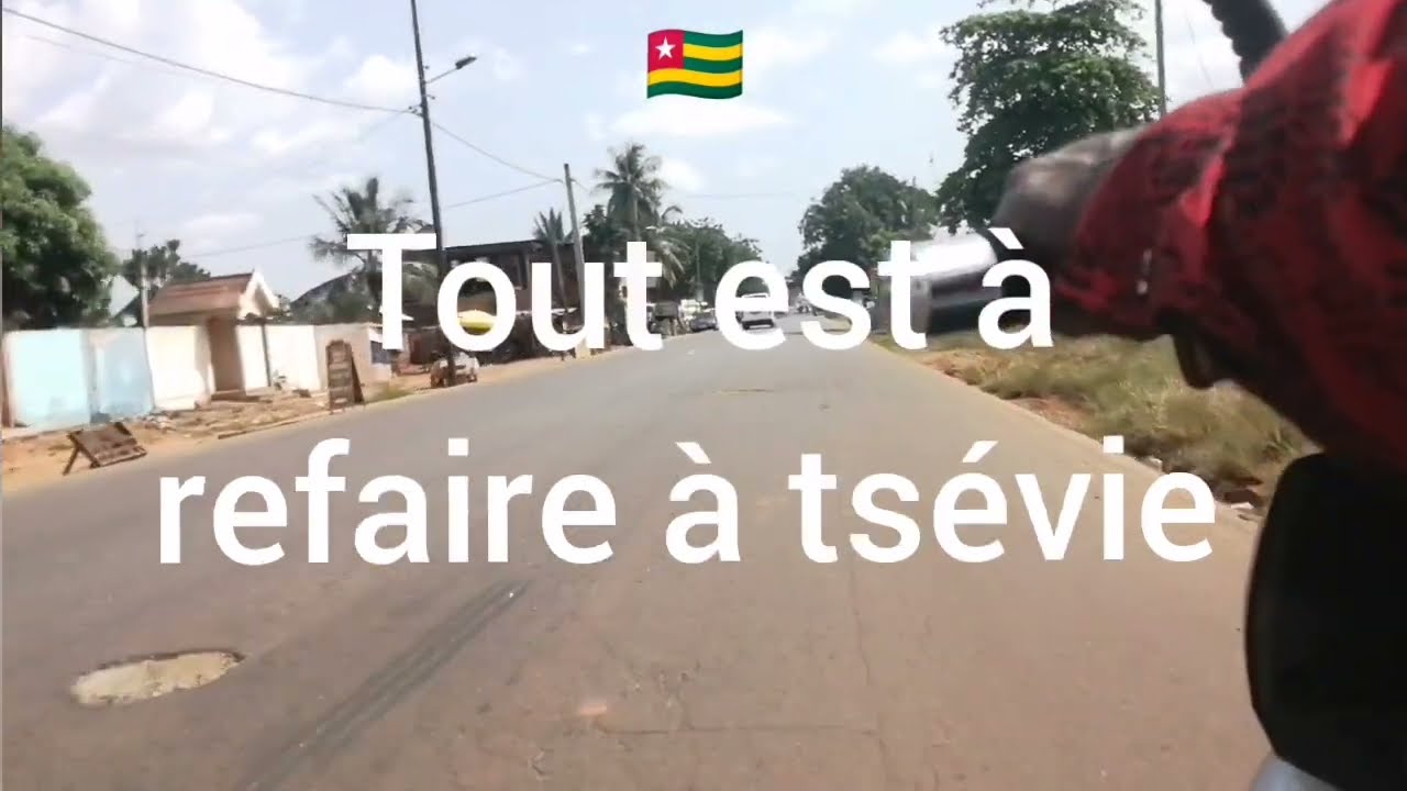 tsévie une ville abandonné à sort propre sort TOGO 🇹🇬 capital d'une région qui resemble à un village