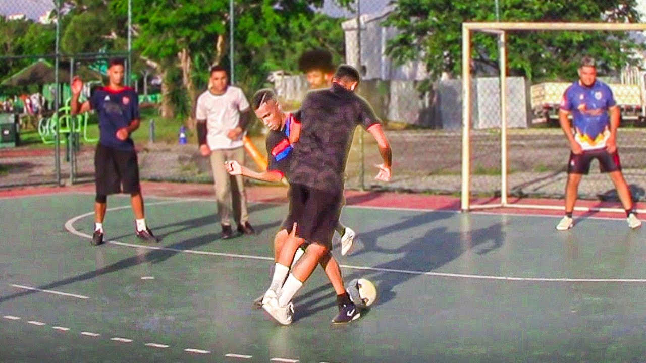 O TANTO QUE O GUI DA CANETA É BRINCADEIRA 😂 JOGO REAL/RACHÃO