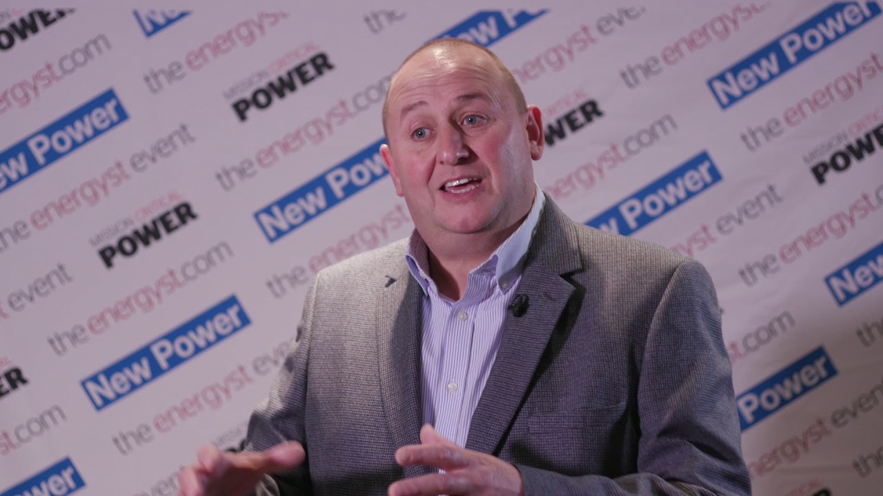 How can the design of UPS prevent failures and optimise maintenance?