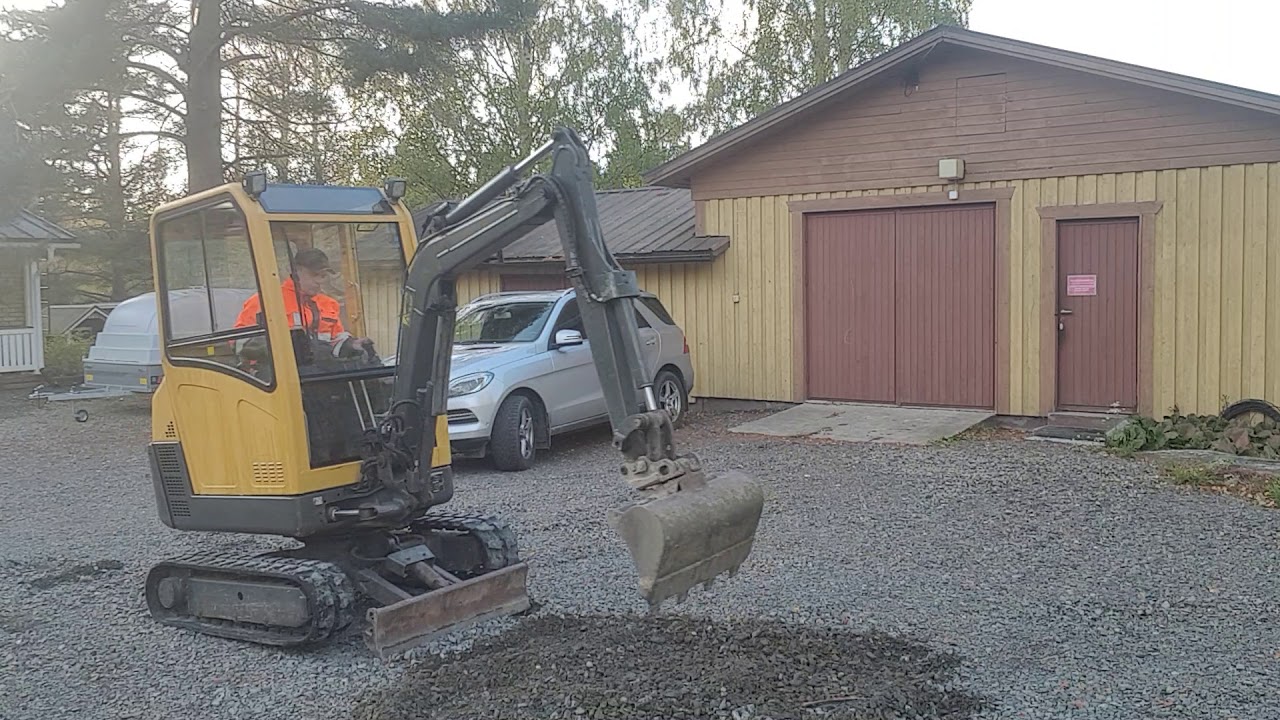 Volvo ec15