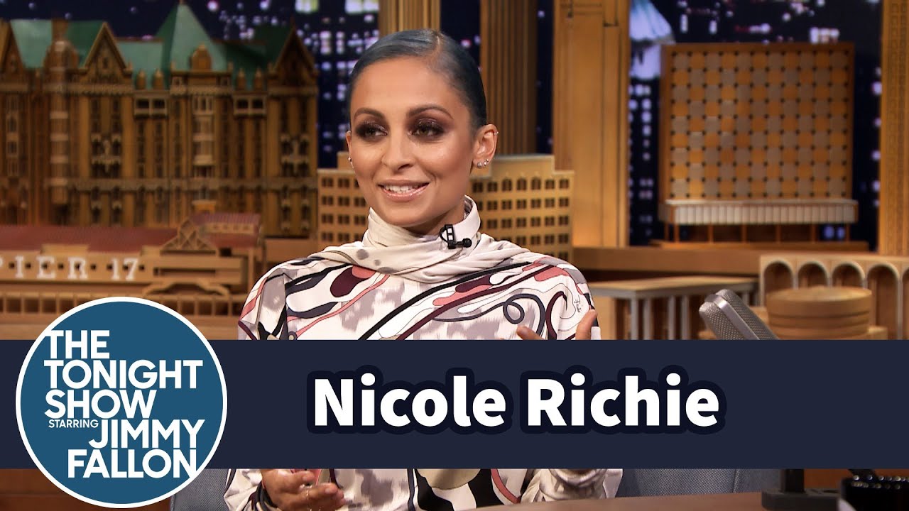 Nicole Richie Got Spanked by Britney Spears at a Concert