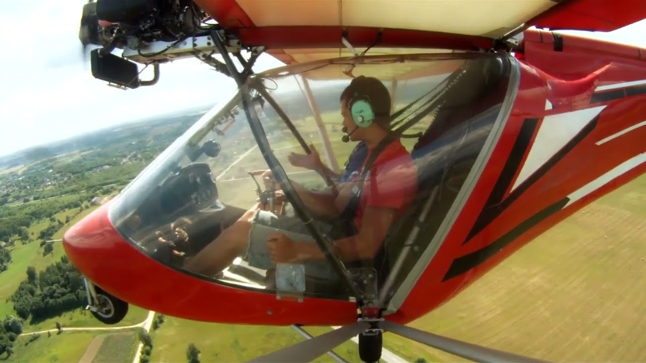 flight lesson with ikarus comco c22