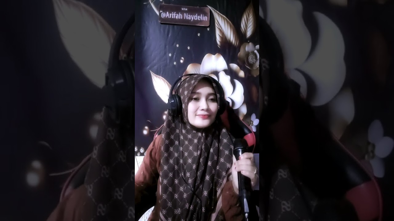 KETUWON ( Rina Rivana ) cover Arifah Naydelin