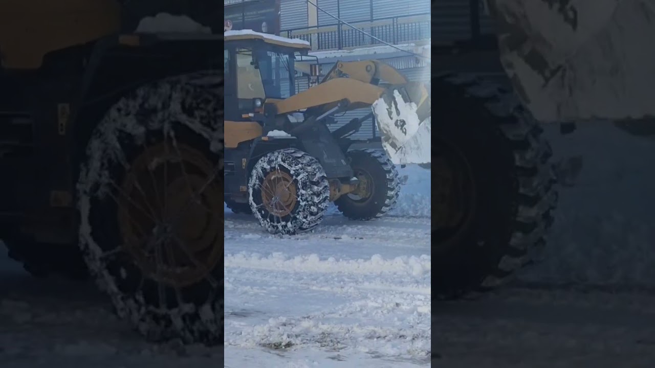 Snow clearance in Padum Market, Zanskar #2026 #zanskarLadakh #viralvideo #viralvideos#viralvideo