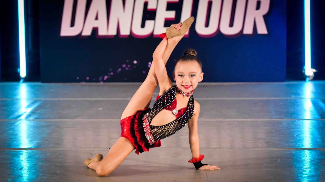 Lily DeJoya - Hustle