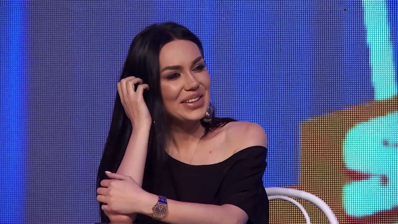 New School Comedy. Արփի Գաբրիելյան՝ հանդիպում սրճարանում