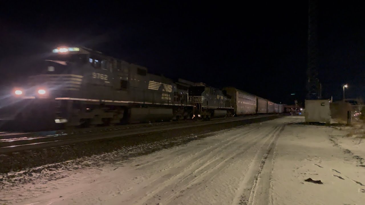 NS 17V passes La Porte