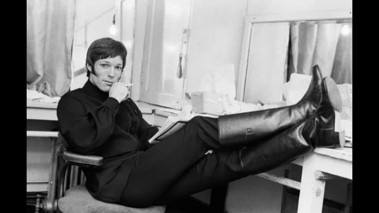 Richard Chamberlain Gemma Jones 1969 Hamlet Backstage