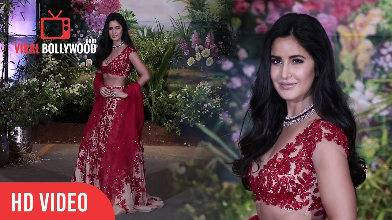 Gorgeous Katrina Kaif At Sonam Kapoor's GRAND Wedding Party | Sonam Marriage Party